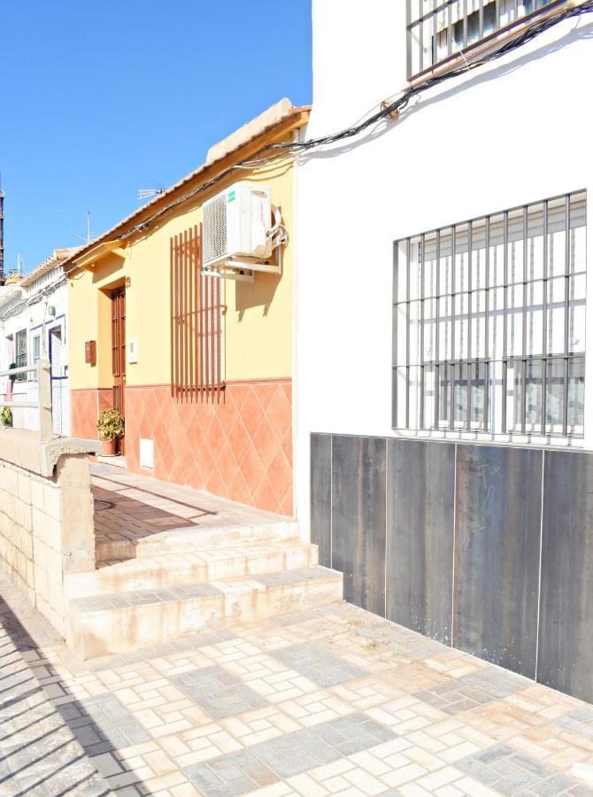 La Arana'S Home: Coqueta Casita Muy Cerca De La Playa Malaga Luaran gambar