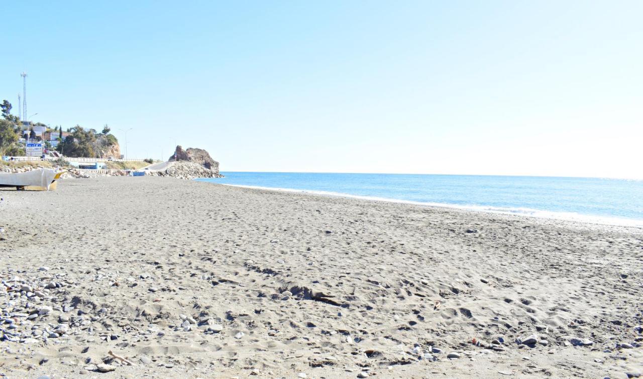 La Arana'S Home: Coqueta Casita Muy Cerca De La Playa Malaga Luaran gambar